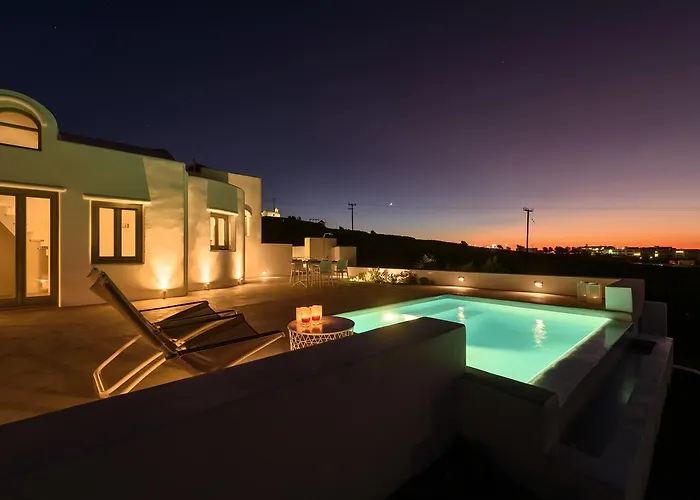 Sandy & Salty Villa *